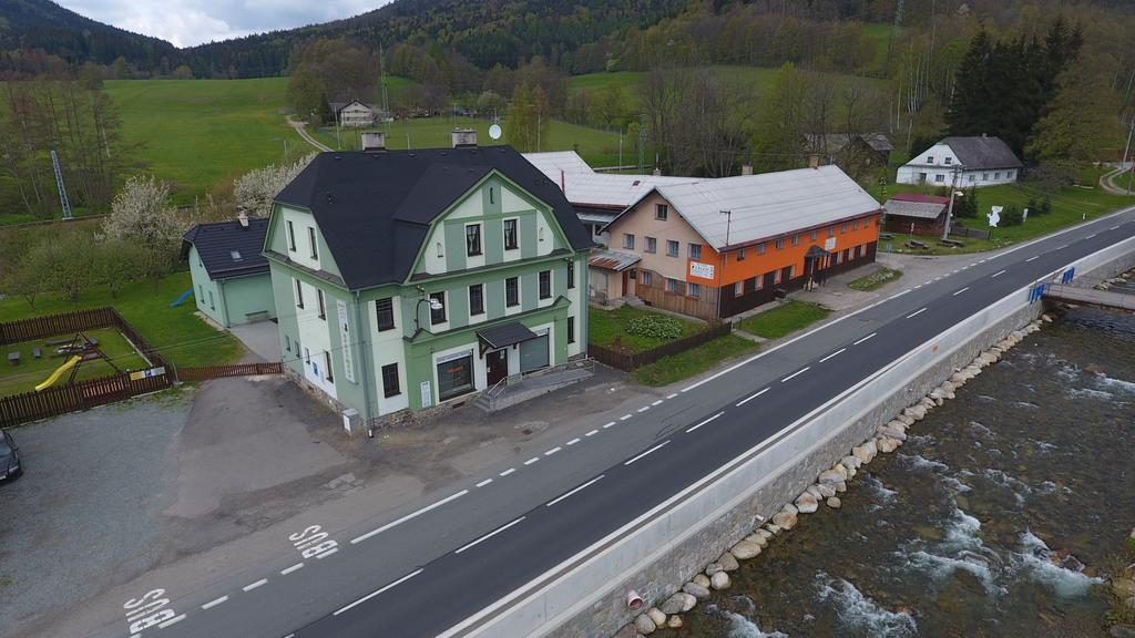 Apartmanove Ubytovani V Koutech Loucna nad Desnou Exterior photo
