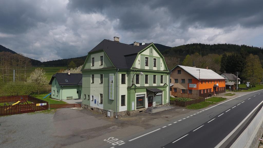 Apartmanove Ubytovani V Koutech Loucna nad Desnou Exterior photo