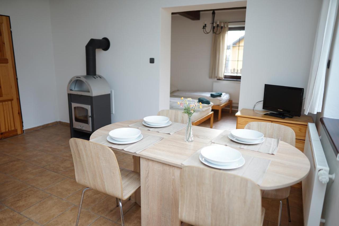 Apartmanove Ubytovani V Koutech Loucna nad Desnou Exterior photo